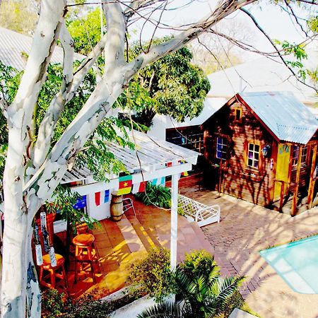 Homebase Melville Backpackers Johannesburg Dış mekan fotoğraf