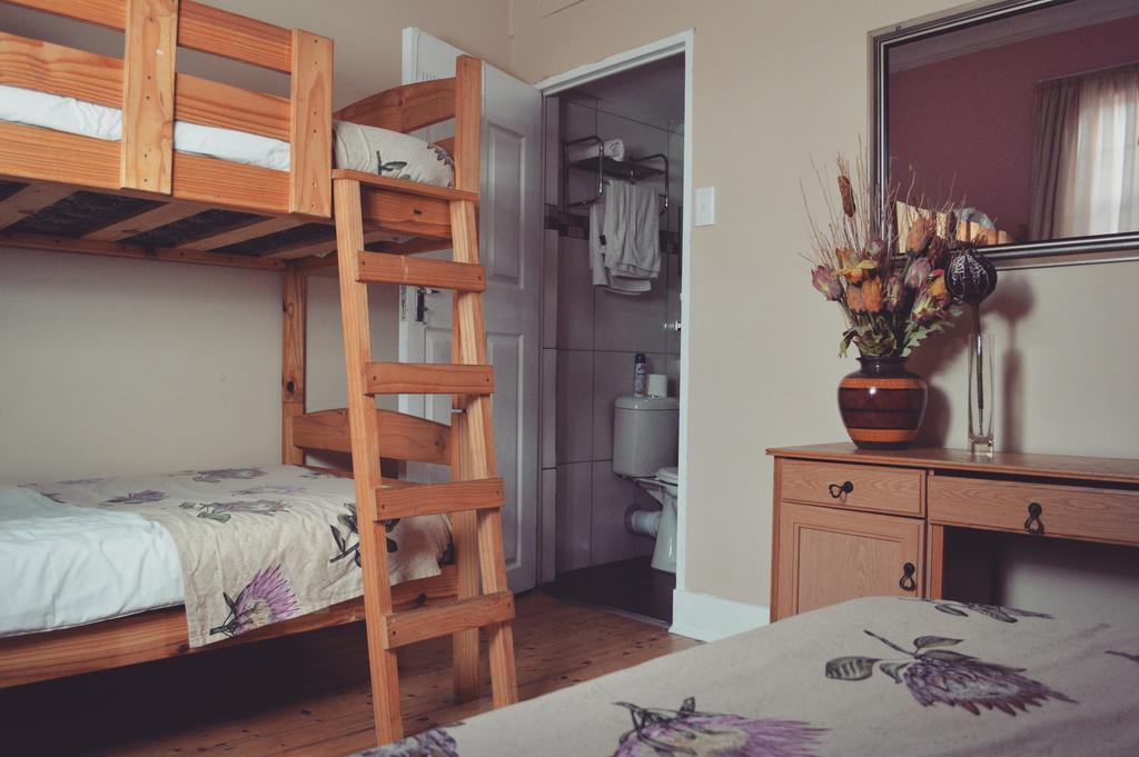Homebase Melville Backpackers Johannesburg Dış mekan fotoğraf
