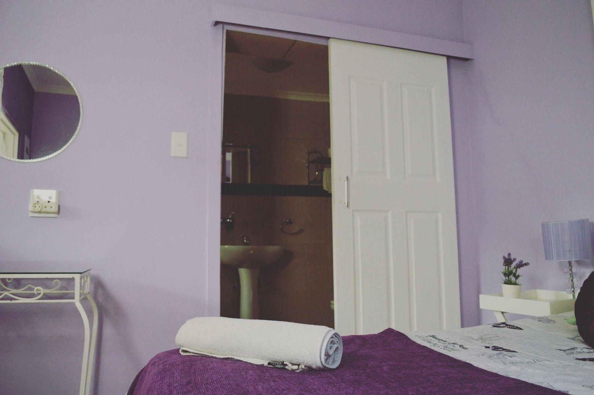 Homebase Melville Backpackers Johannesburg Dış mekan fotoğraf